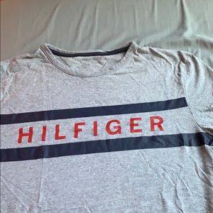 Men’s Medium Tommy Hilfiger Grey T-shirt